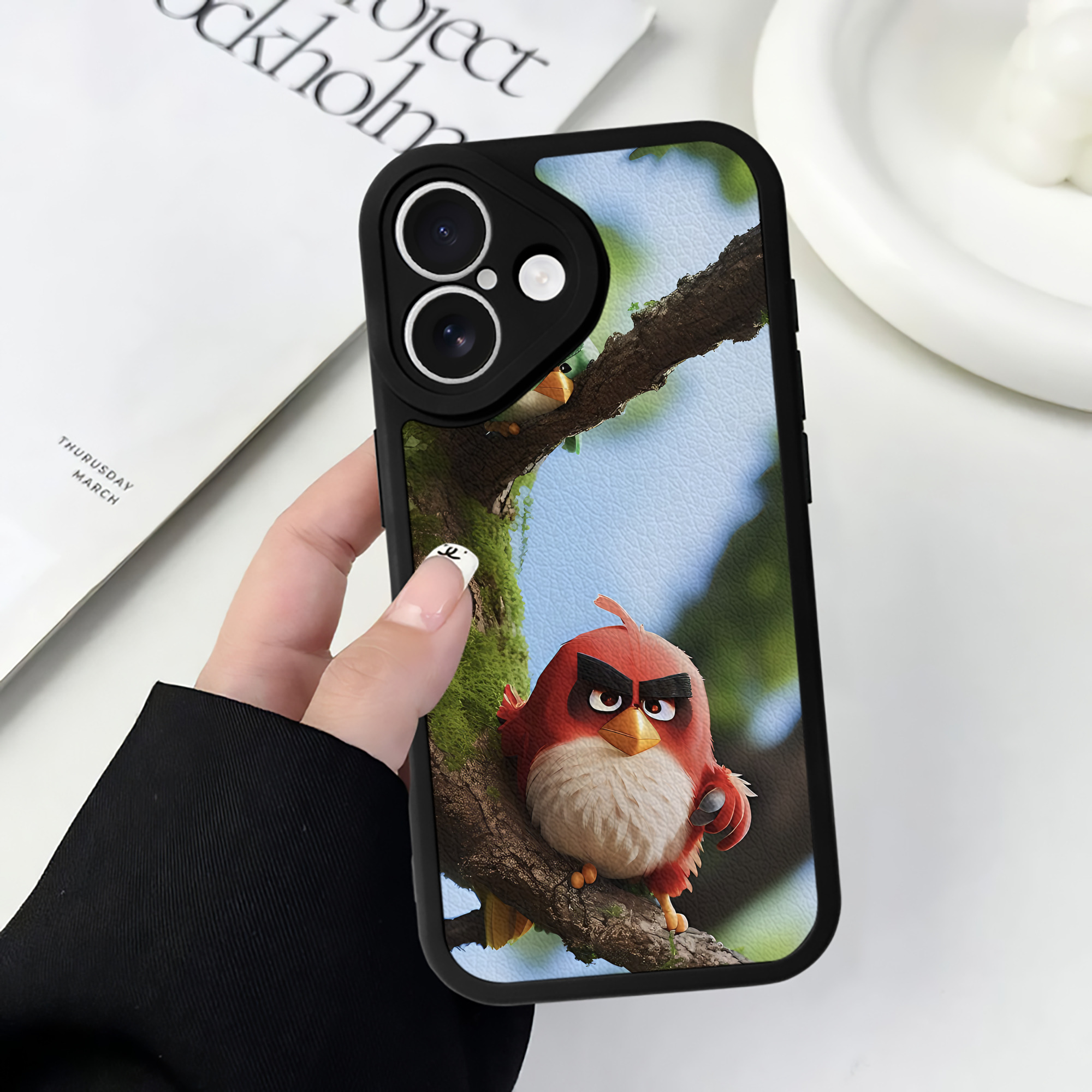 （画像用） Angry Birds アングリーバード 【iPhone 16シリーズ対応】シリコンスマホケース（レザー調） 材質：シリコン
